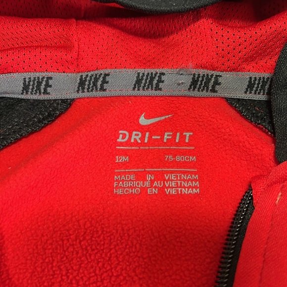 12M Nike Dri-fit jacket - Picture 4 of 4